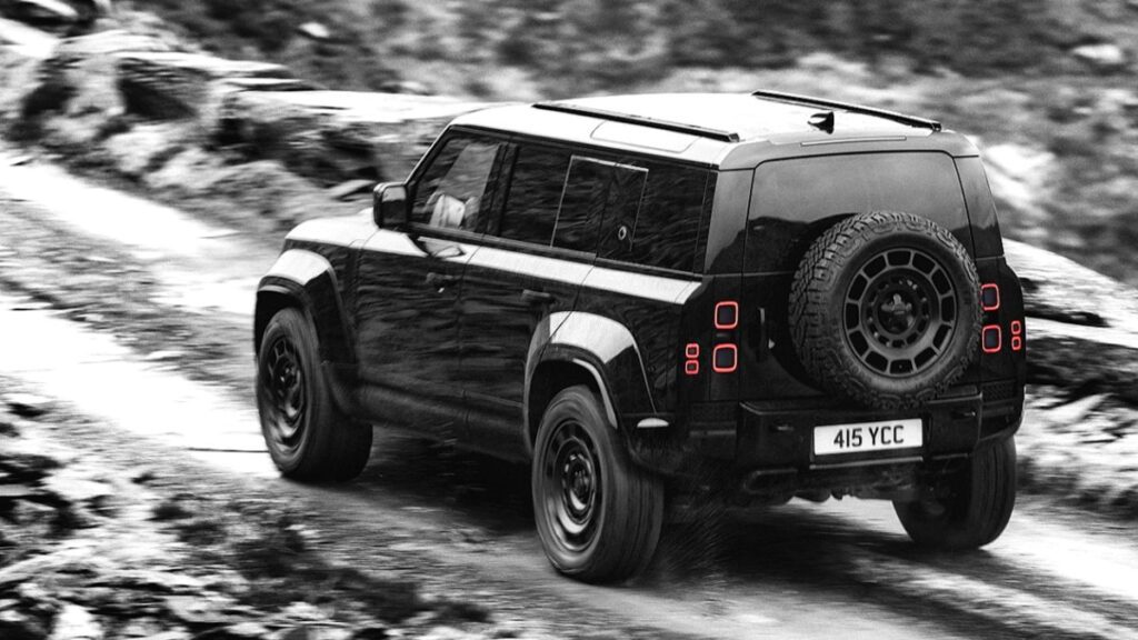 land-rover-defender-octa-black-launch-2026-6-1024x576.jpg