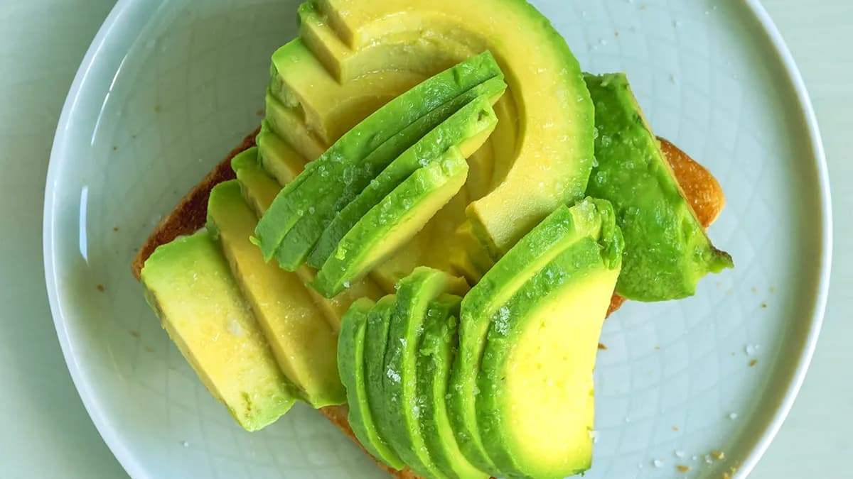 avocado-and-mango-blood-vessel-health-7.jpg