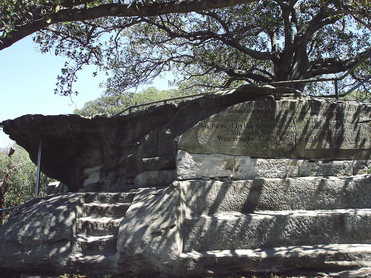 mrs macquarie's point 01 - minuir.jpg