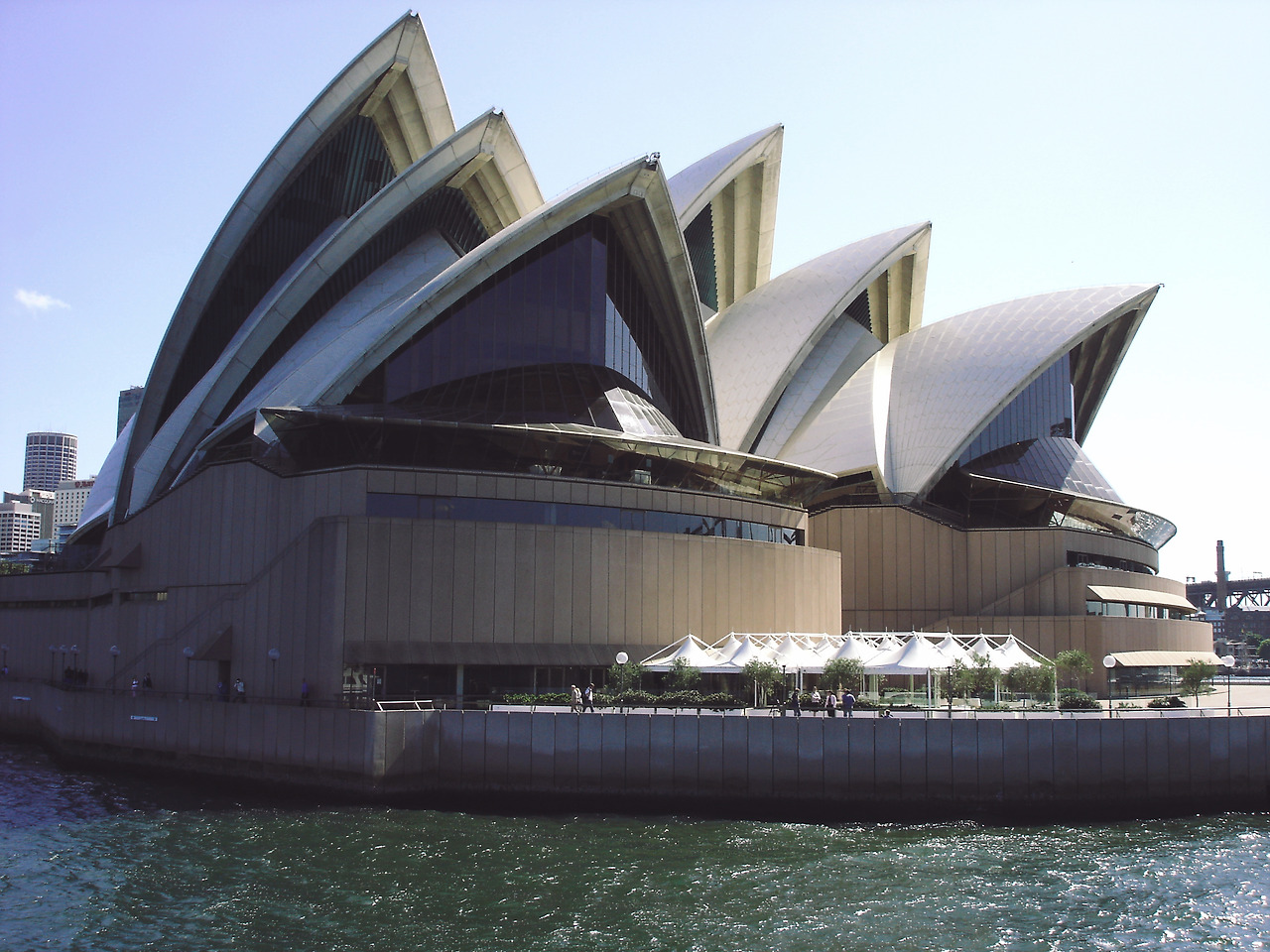 harbour bridge & more opera house  11 - minuir.jpg