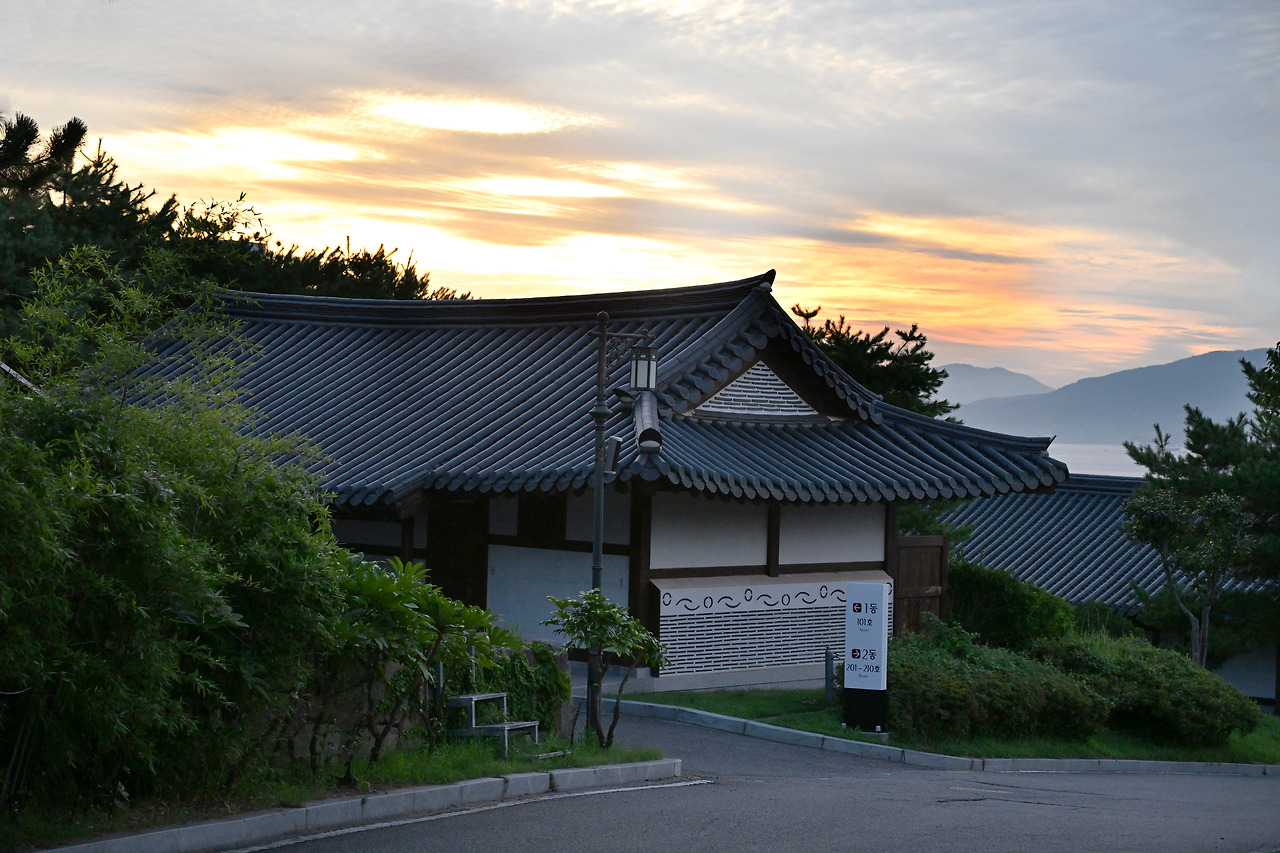 여수 오동재 전경 및 야경DSC_1775.jpg