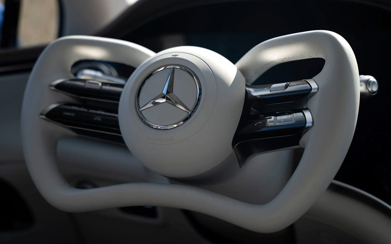 벤츠-EQS-핸들이-반토막-난-이유-3.jpg