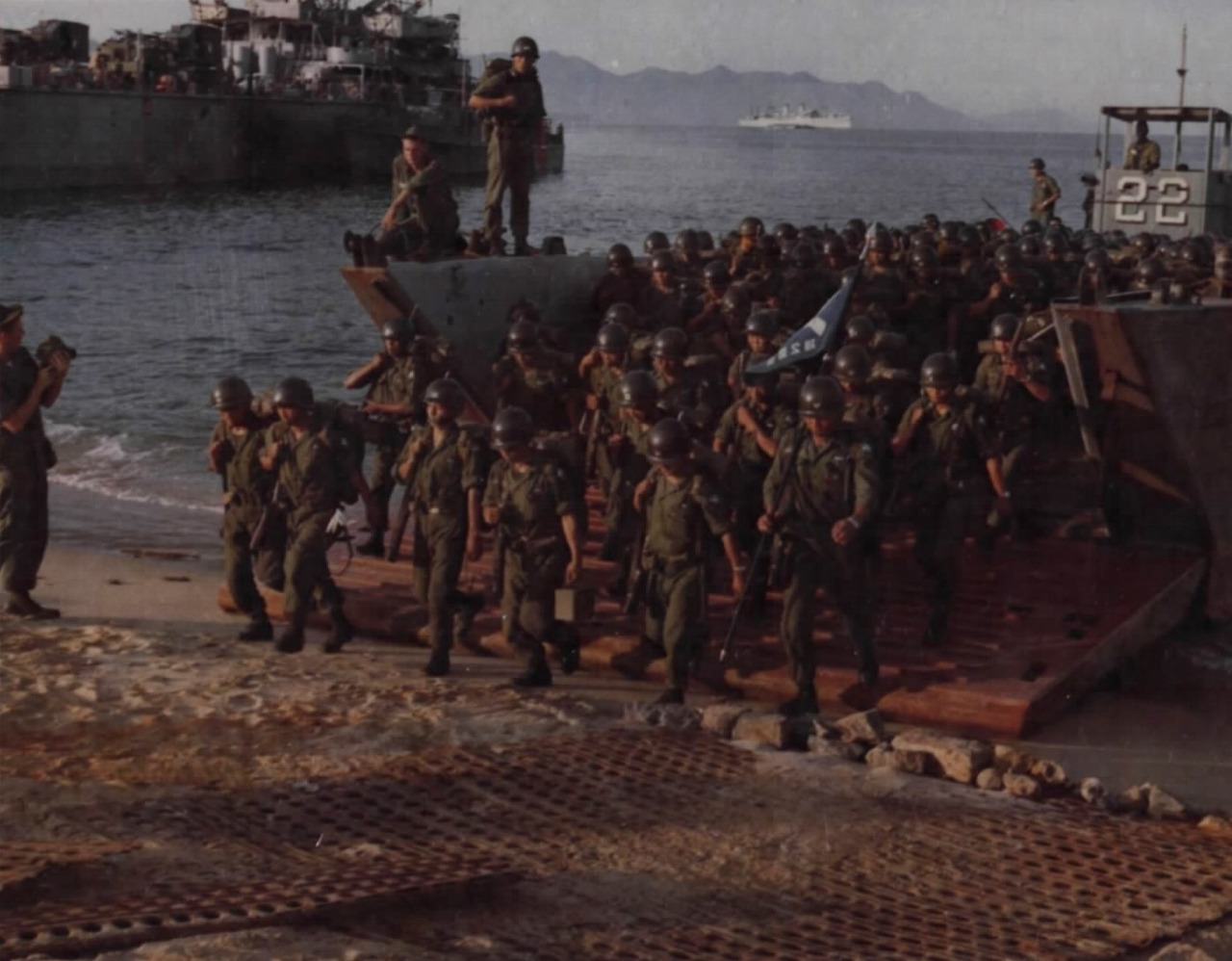 1965.09.25 베트남 파병 퍼블릭 도메인.jpg