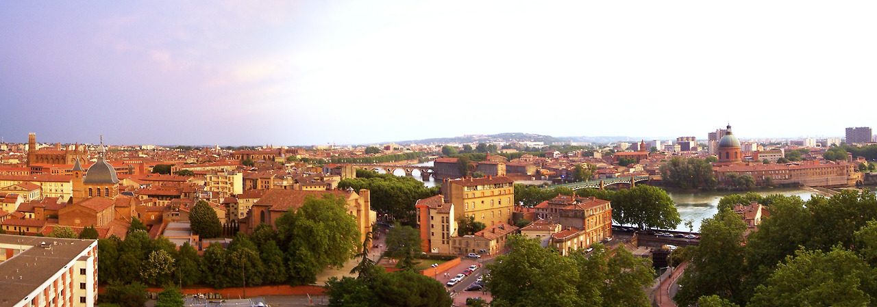 Panorama_Toulouse_right_hand.jpg