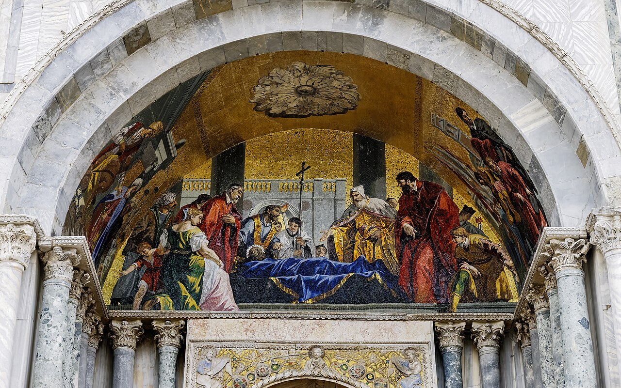 (Venice) St. Mark's Basilica, Second lunette counting from left - Saint Mark's body venerated by the doge by Sebastiano Ricci and Leopoldo Del Pozzo(1728).jpg