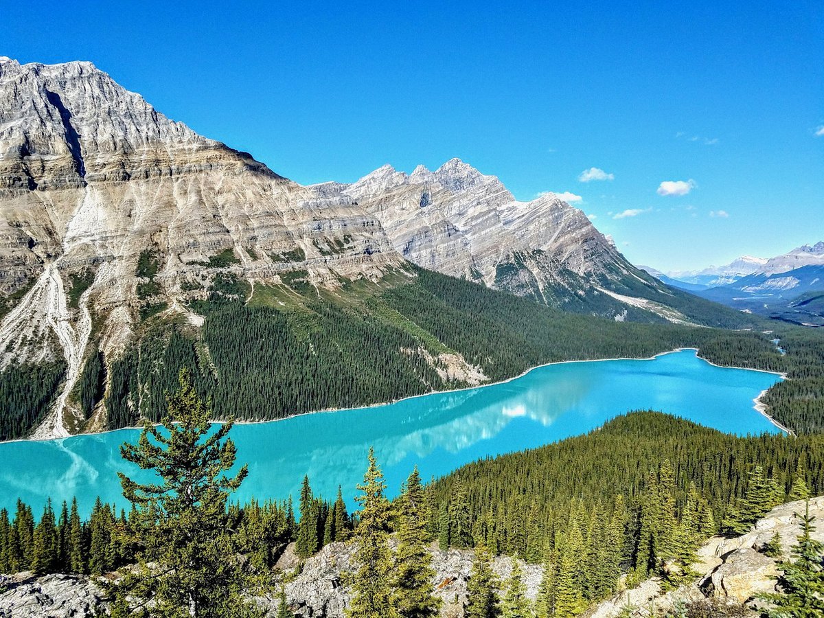 peyto-lake-at-about-11am.jpg