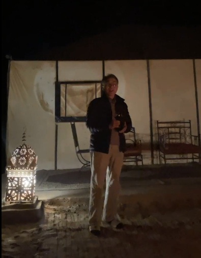 사하라 사막캠프(별은 빛나건만).jpg