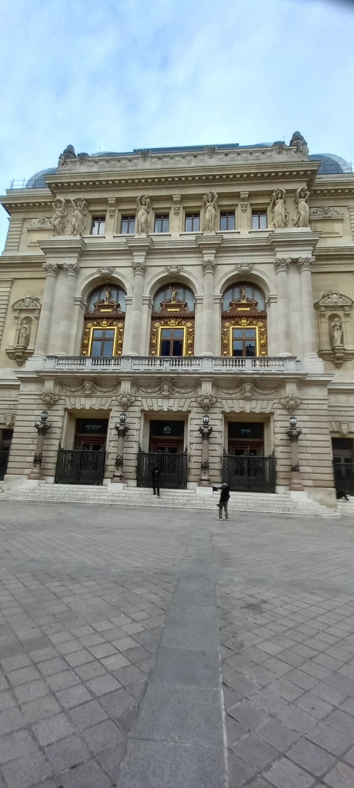 오페라코미크(왜 나를 깨우는가).jpg