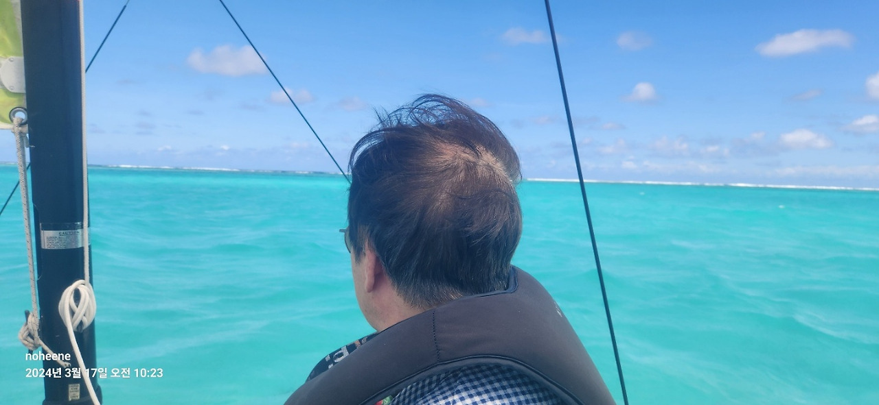 240317 사이판(엄마뒷모습).jpg