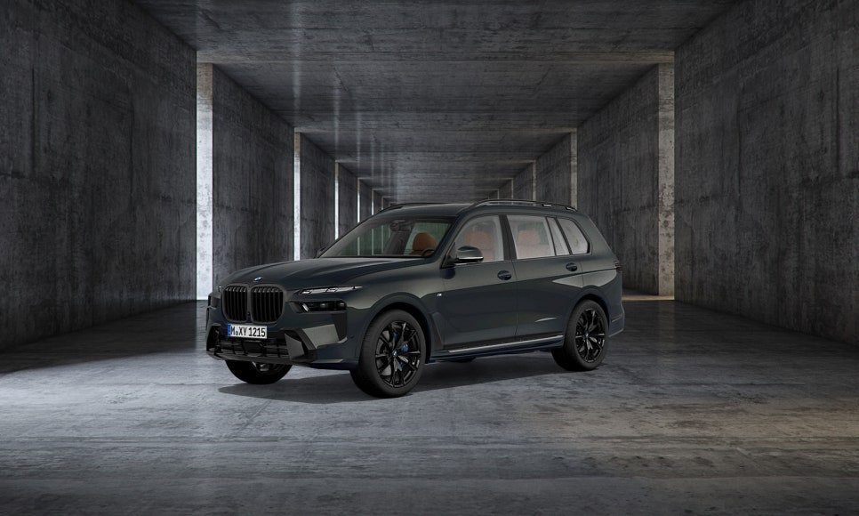 사진2-_BMW_X7_xDrive40d_M 스포츠_프로_드라빗_그레이_에디션.jpg