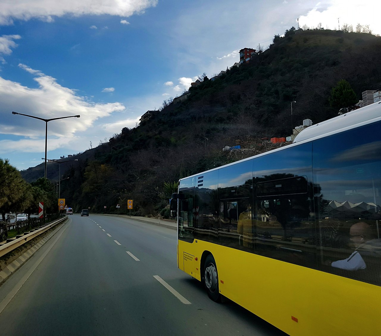tayguntoprak-bus-2069419.jpg