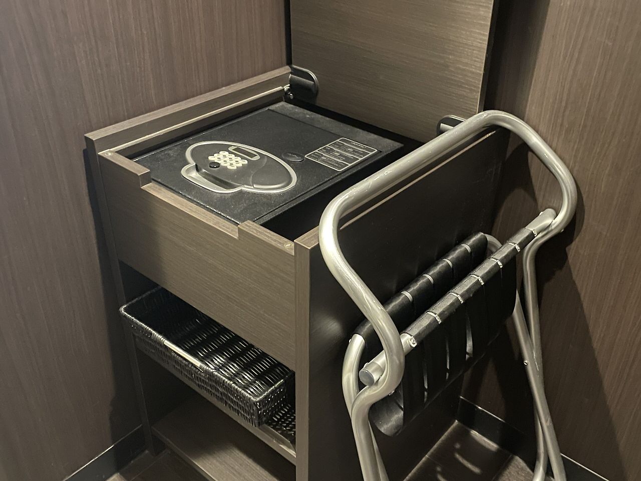 난바가성비호텔_호텔아마넥오사카난바 (7).jpg