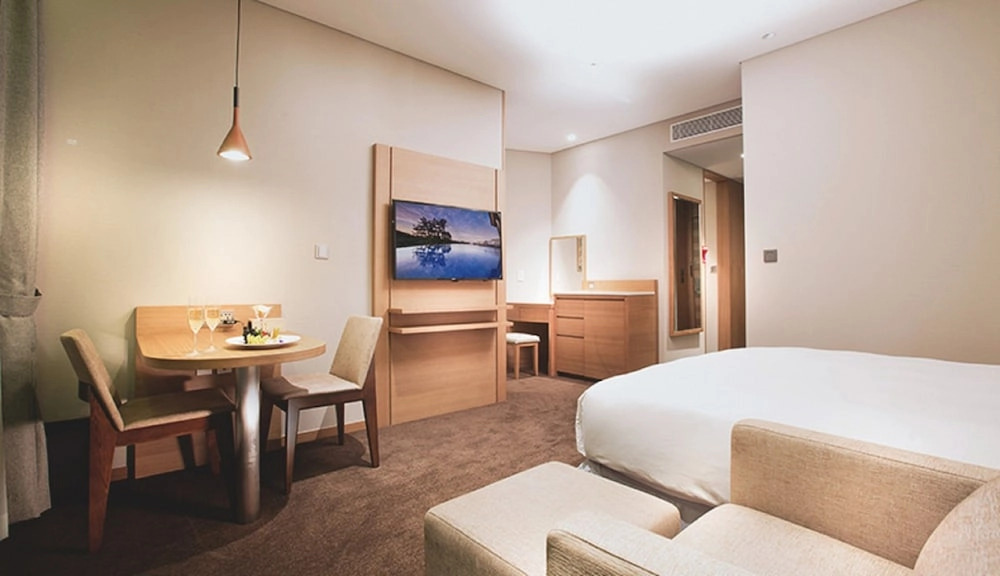 제주온수풀호텔_제주 히든 클리프 앤 네이쳐_2.jpg