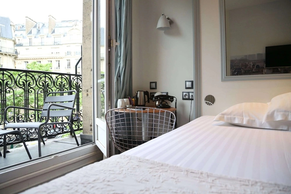 파리 16구 호텔_스텔라_1.jpg