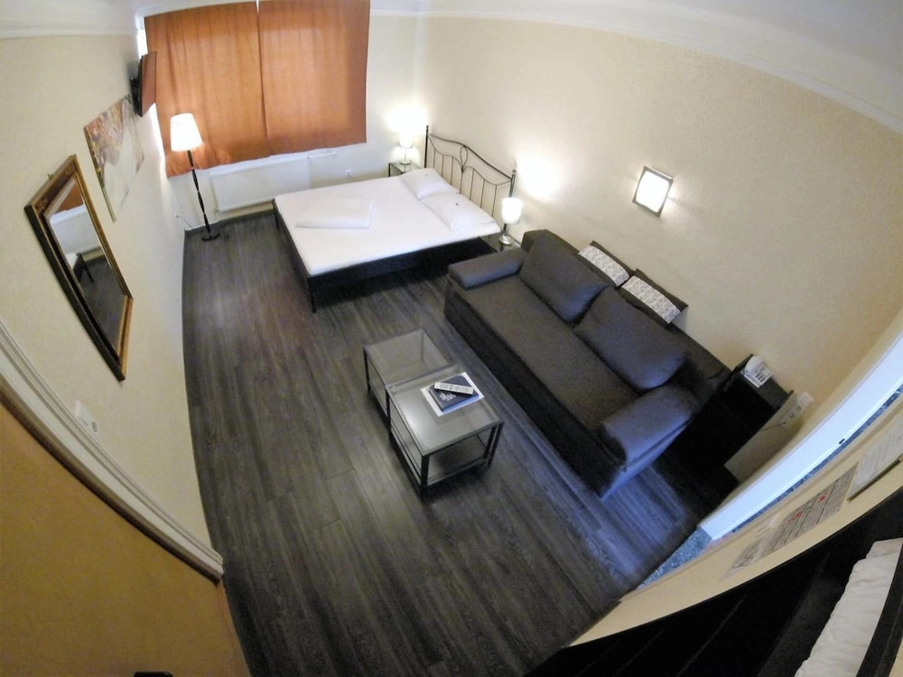 풍향고2숙소_호텔 골데네 스피네_6.jpg