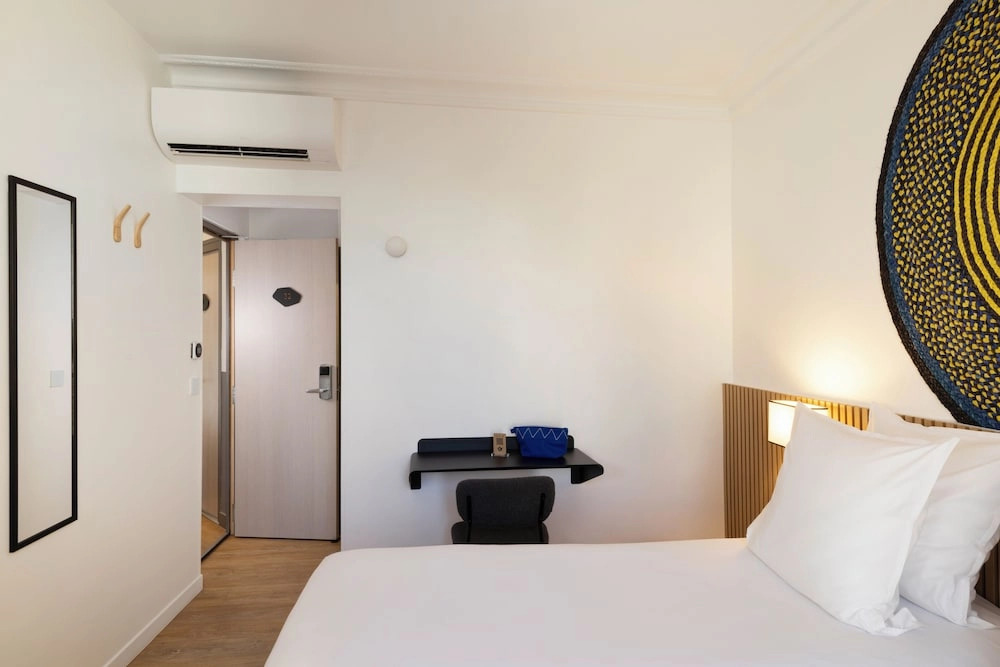 파리 16구 호텔_오텔 코르너 에투알_8.jpg