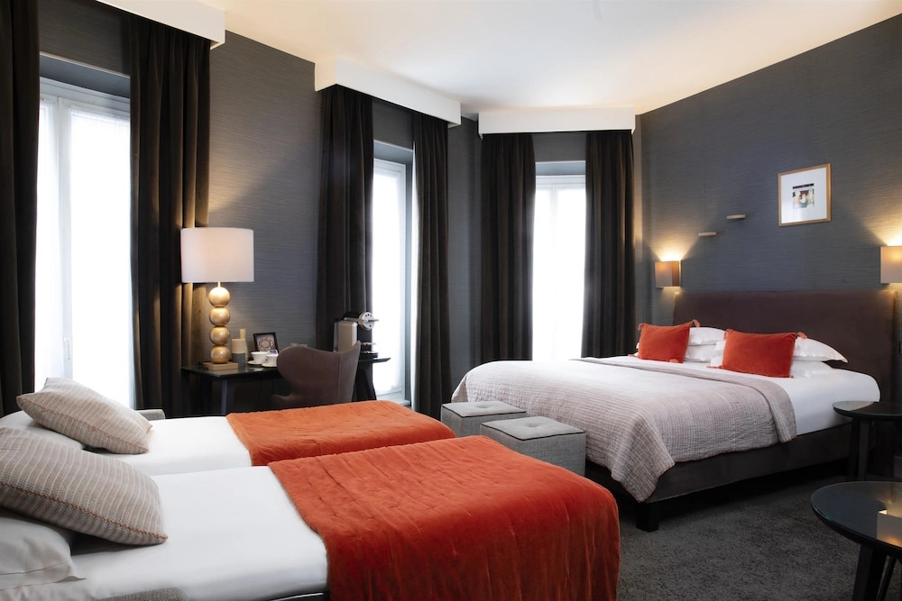 파리 16구 호텔_호텔 플라자 에투알_9.jpg