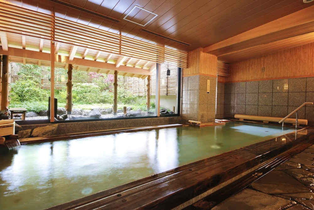 0_봄여행지추천 메인 (3).jpg