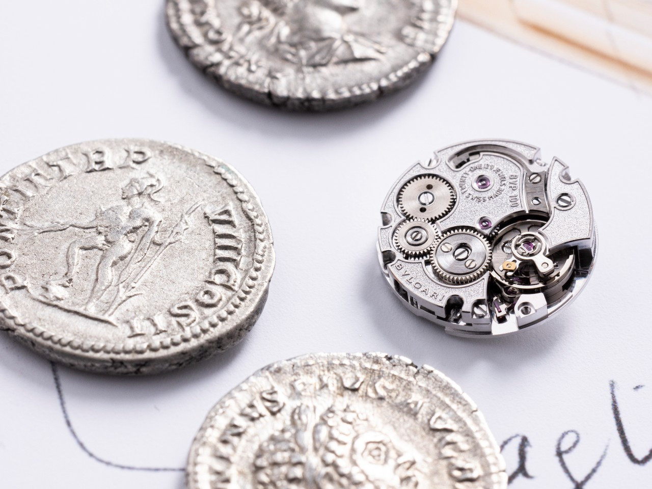 불가리 마글리아 밀라네즈 모네떼 시크릿 워치 (3).jpg