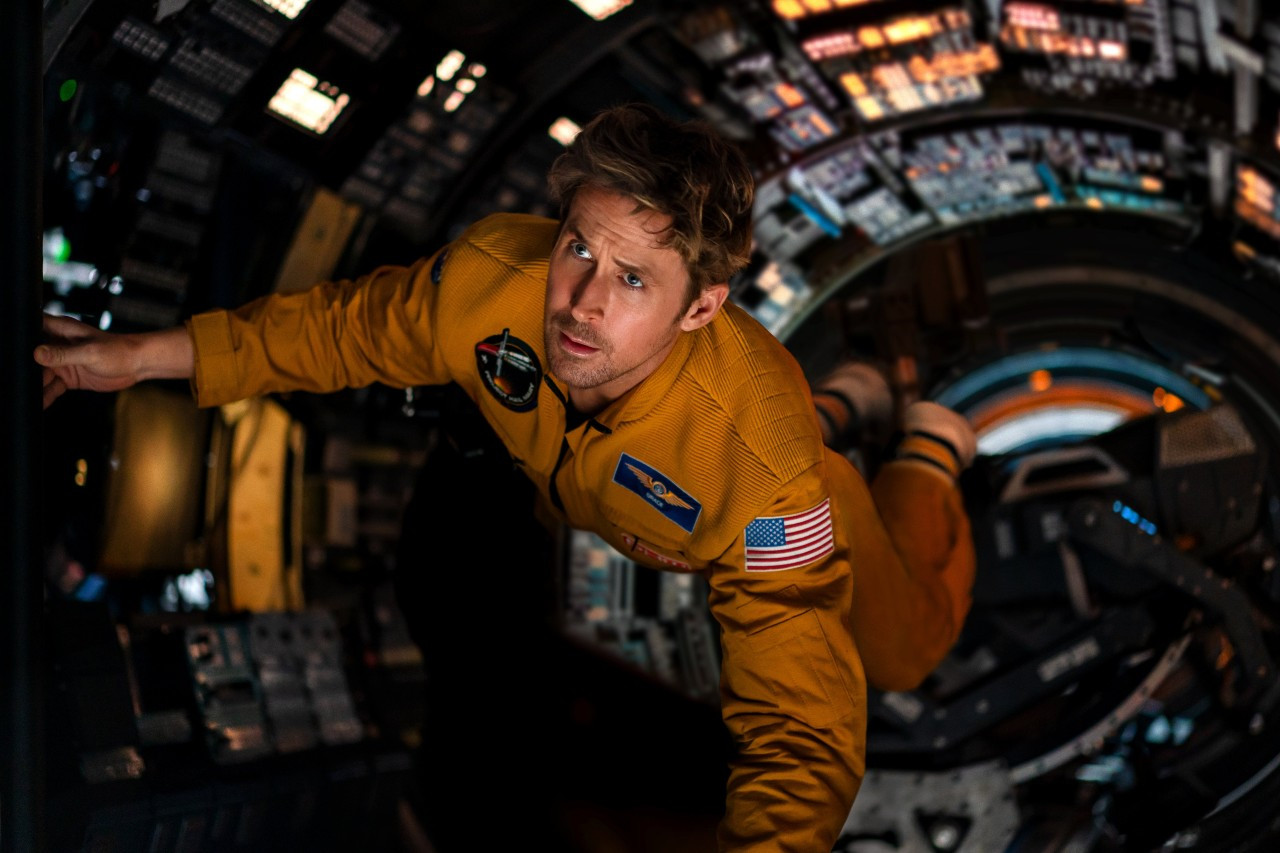 태그호이어_커넥티드 E5_라이언 고슬링_프로젝트 헤일메리 (2).jpg