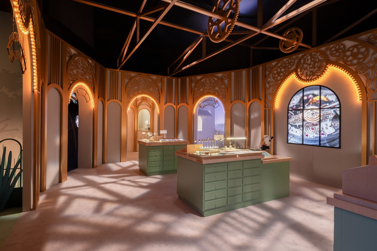 VCA Poetry of Time HK (7).jpg