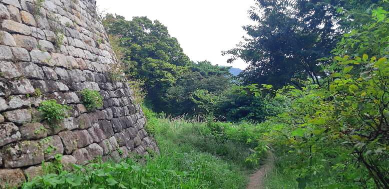남한산성 성곽의 구조