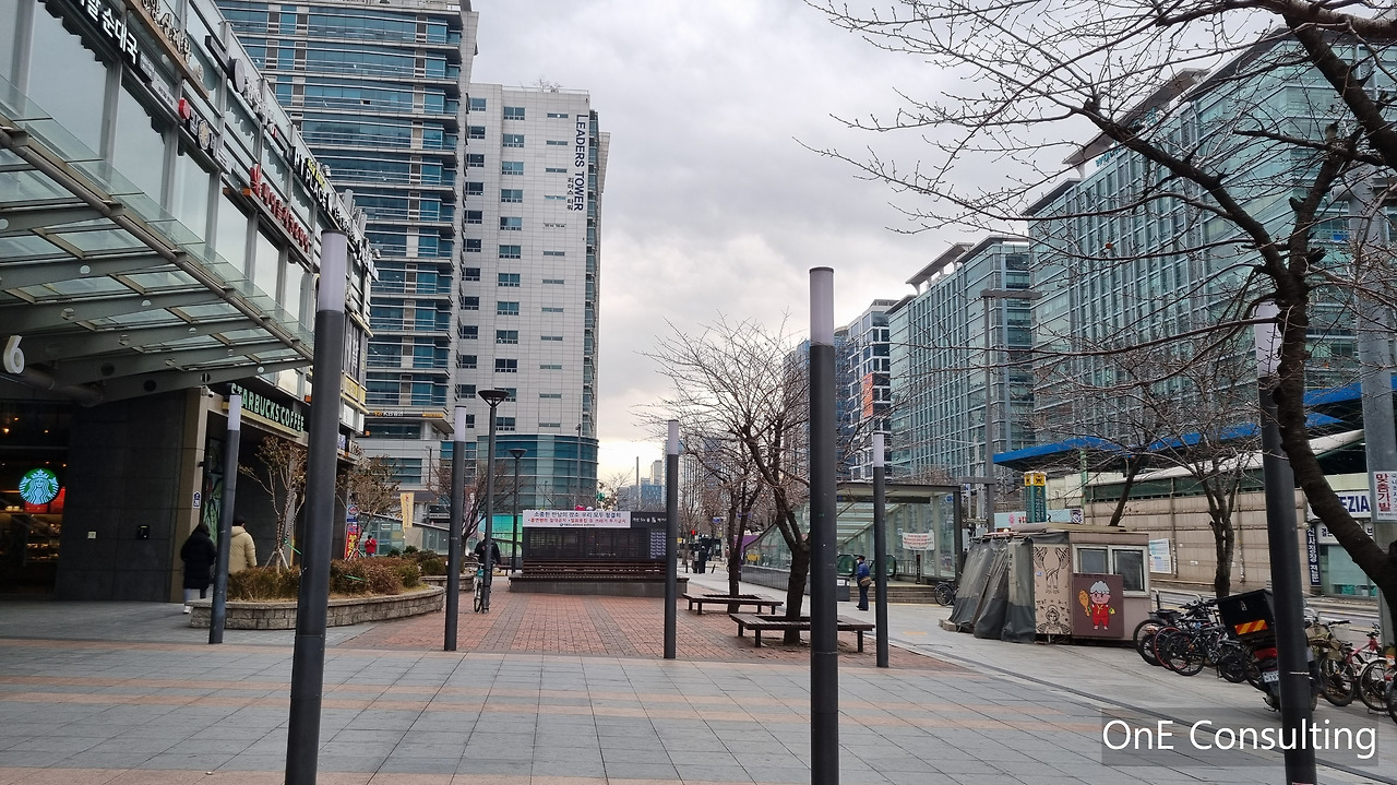 1편] 그 많던 우체국과 은행은 어디로 갔을까?