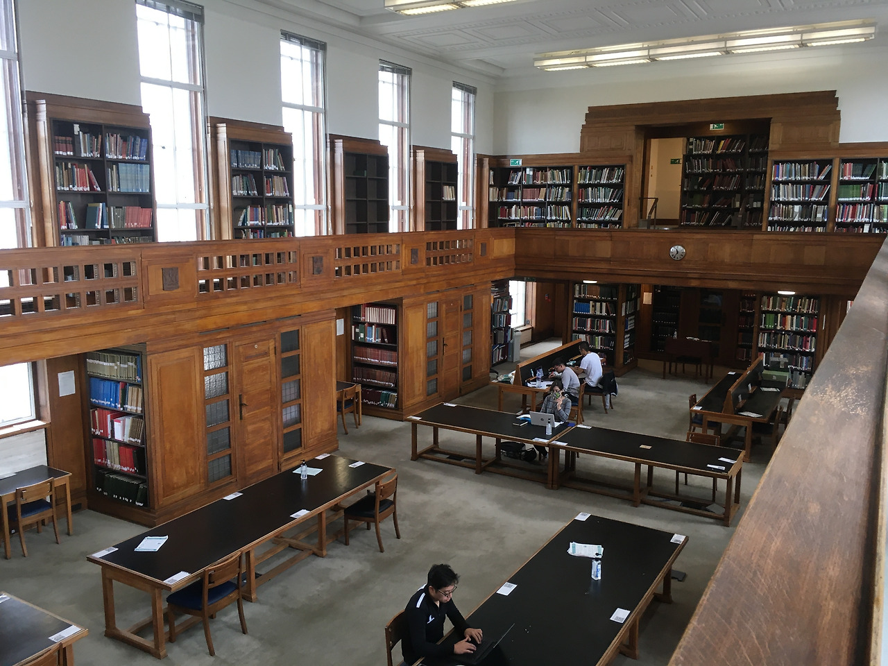 영국 런던 도서관, Senate library