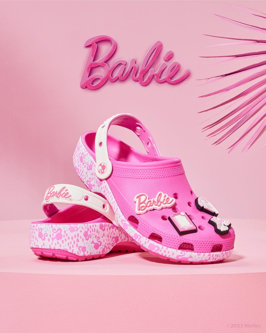Barbie는 어떻게 뉴스를 훔쳤나?