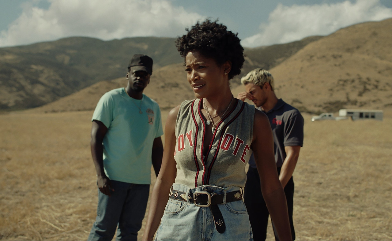 놉 영화 리뷰. 의미 부여를 위한 서사는 호불호