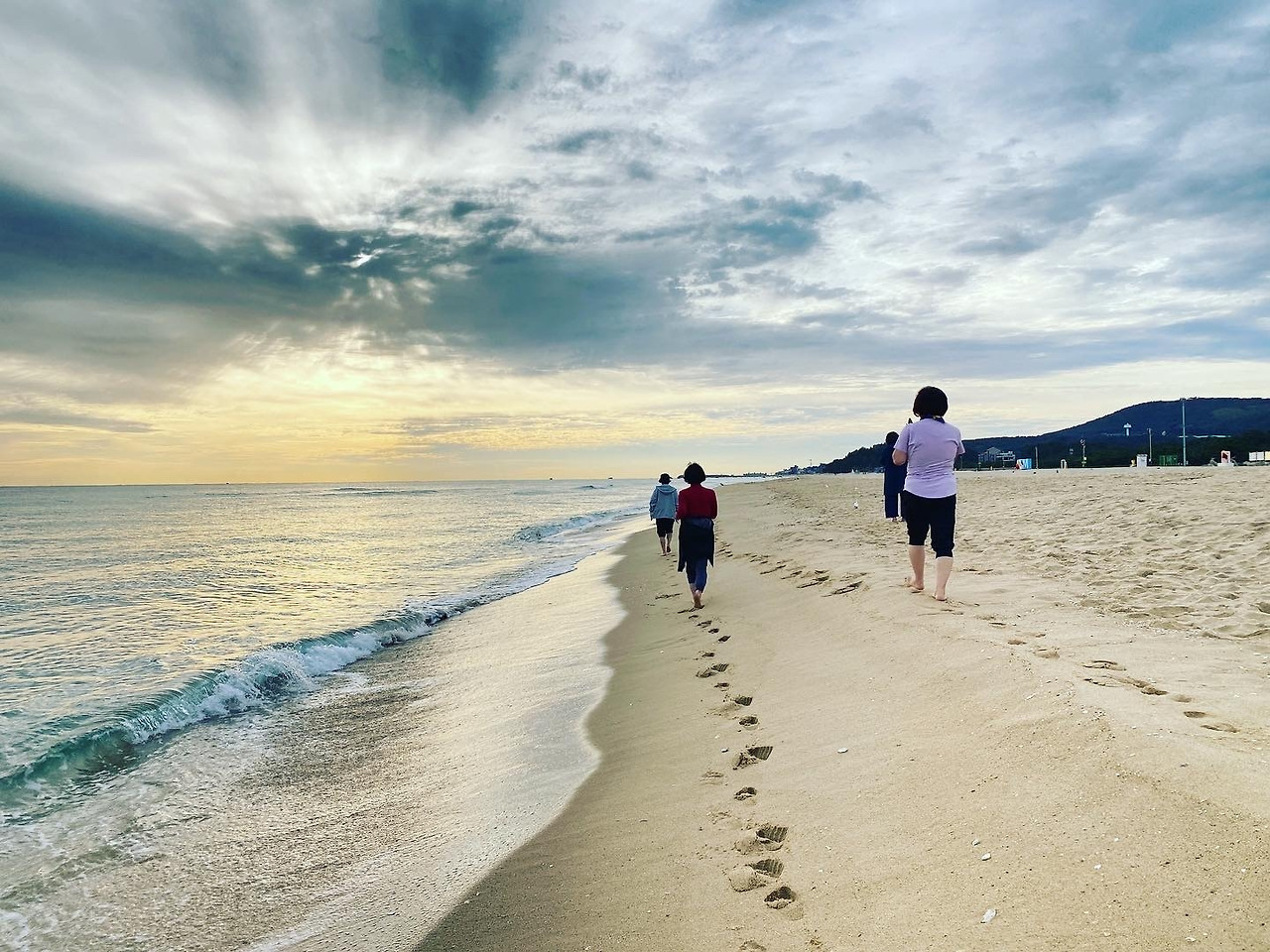 [걷기] 해변 맨발 걷기, 동해클럽… 회원 모집