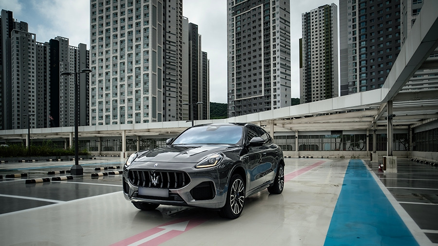운전해? 눈으로 봐? 고민되는 SUV