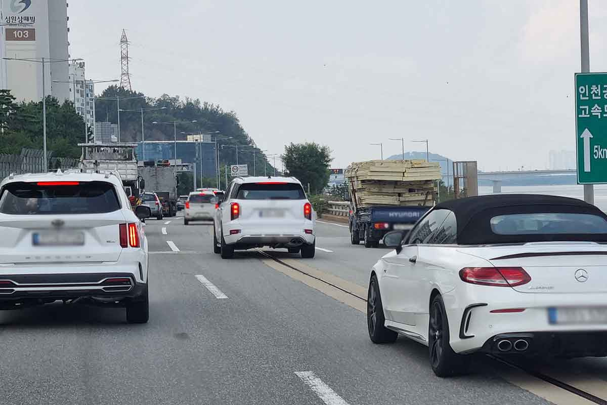 "강변북로, 카메라 도배" 운전자, 세금 잘쓰네 환호