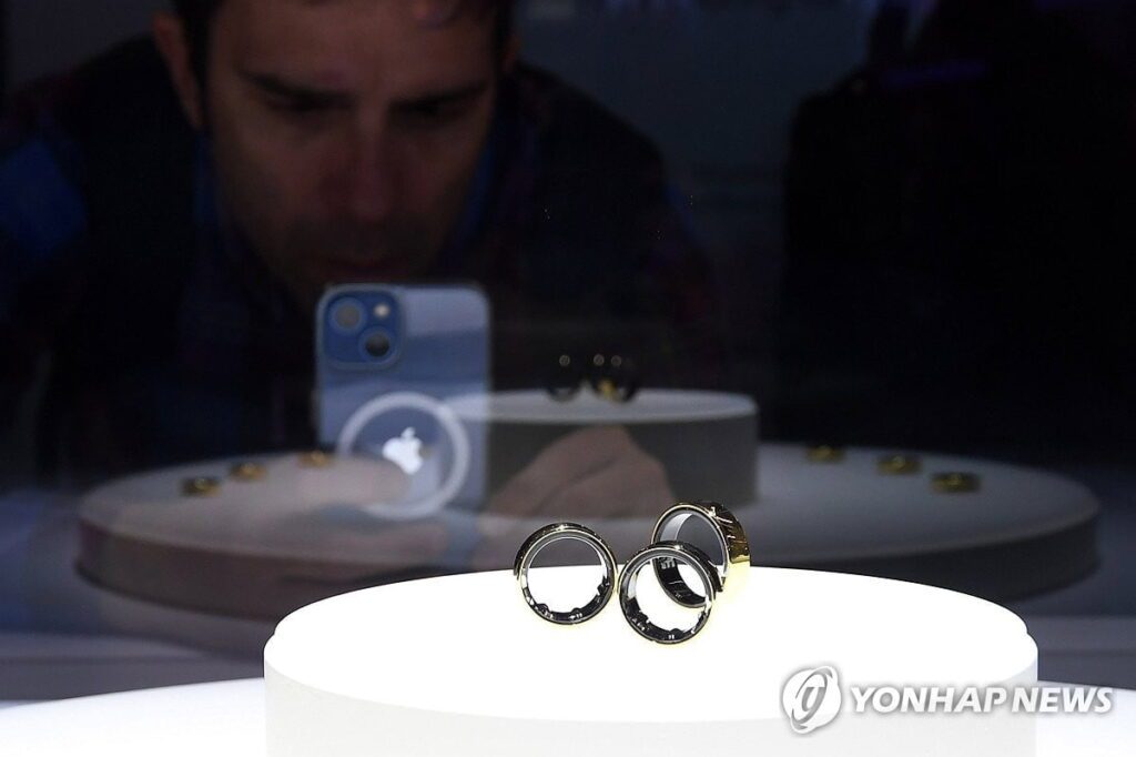 "불안한 삼성폰" 1년 만에 외면받는 까닭은?