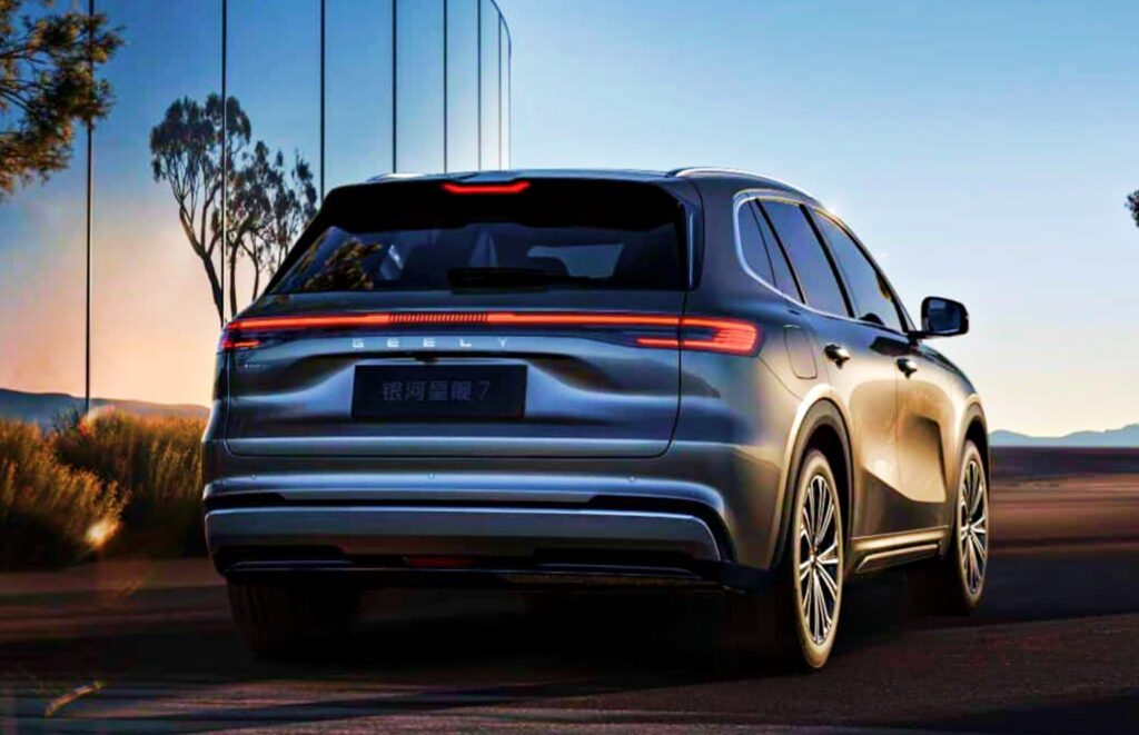 중국 車 괜찮을까.. 하이브리드까지 탑재한 SUV
