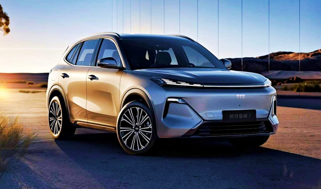 중국 車 괜찮을까.. 하이브리드까지 탑재한 SUV