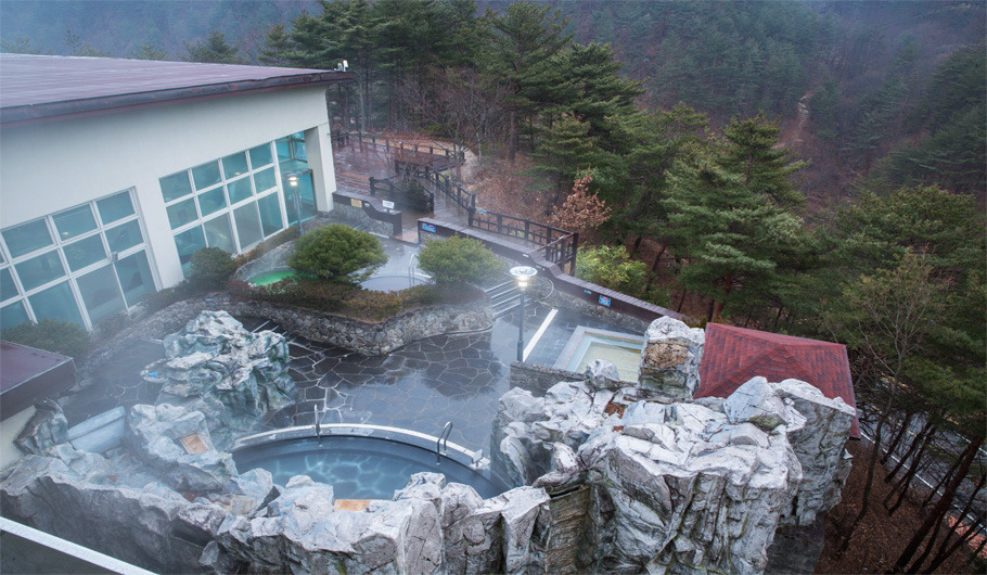 겨울의 대미를 장식할 국내 온천 여행 5곳 추천