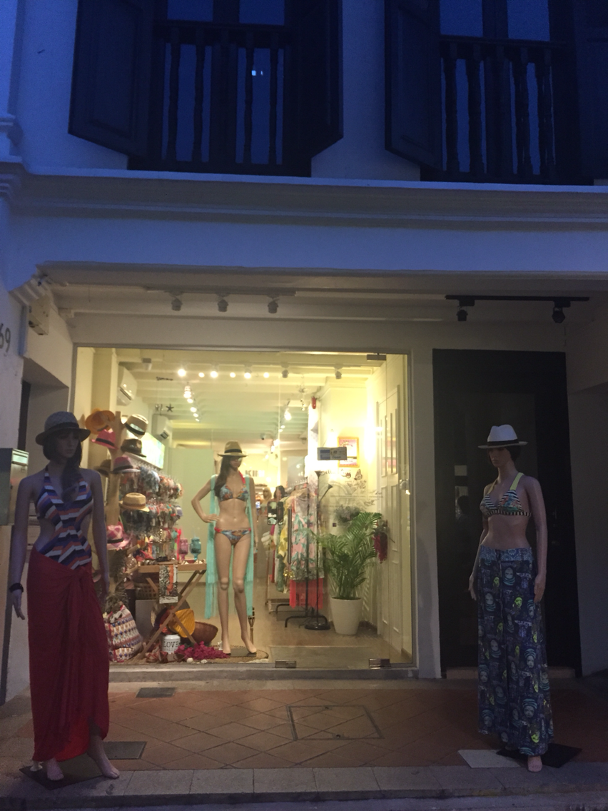 싱가포르의 이국적인 이슬람 밤거리 거닐기