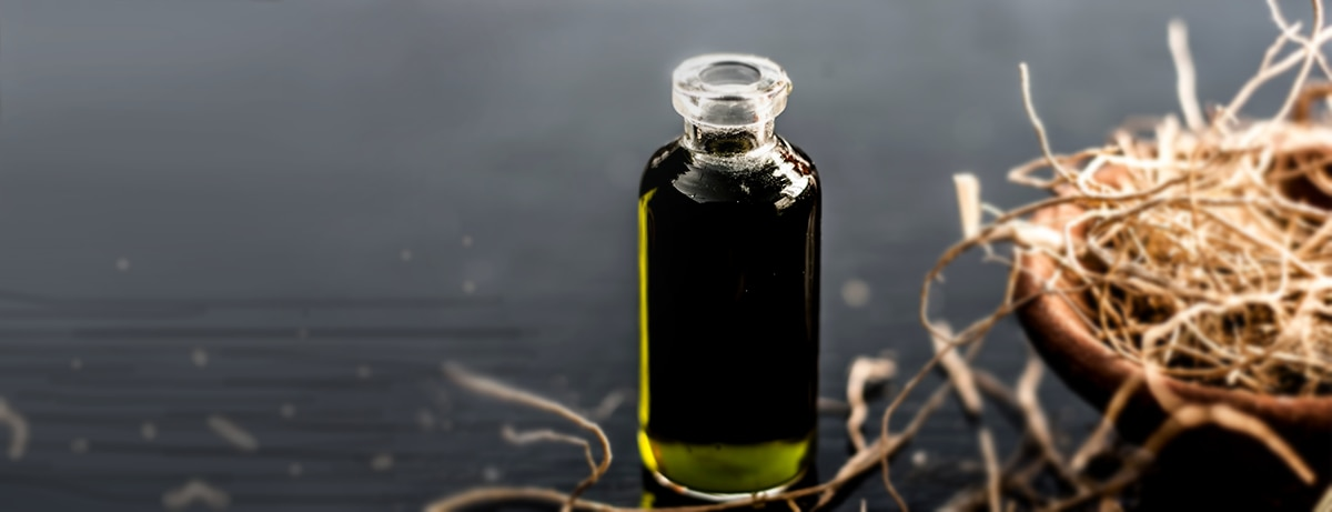 vetiver-oil-aromatherapy.png