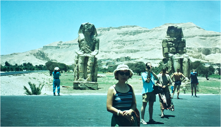 룩소 멤논거상.png