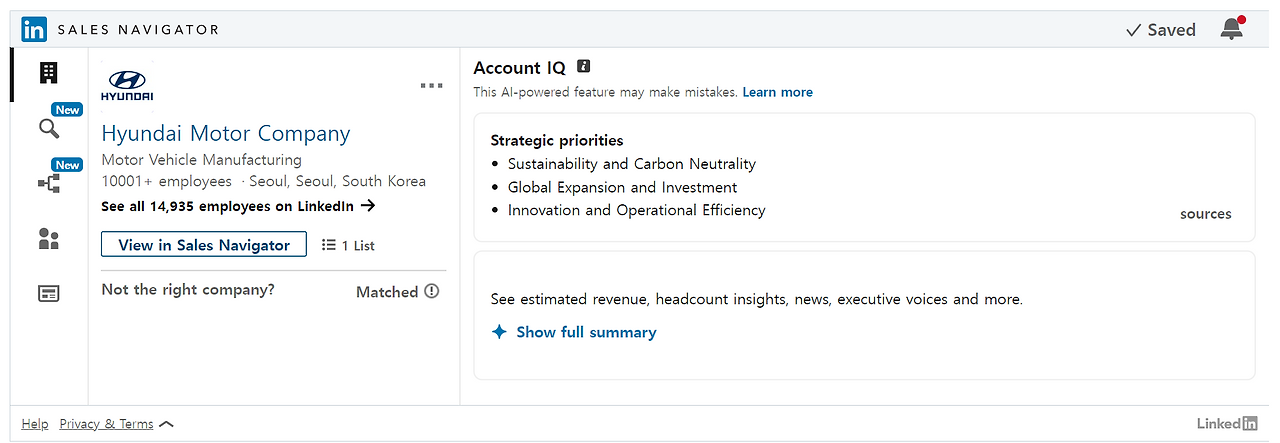 SFDC 내 Linkedin Sales Navigator 탭 .png