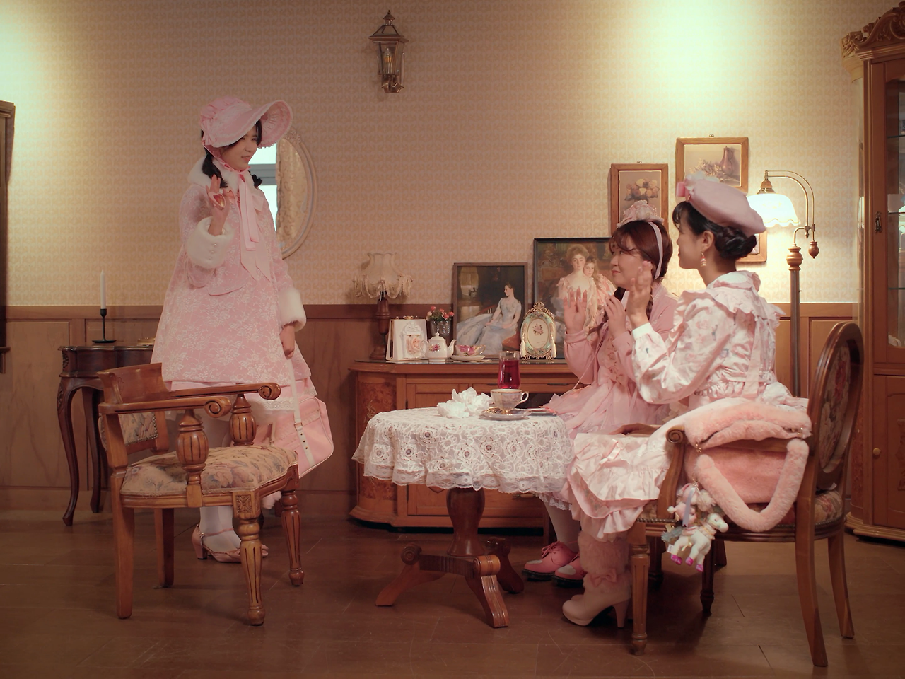 핑크 펑크_스틸1.png