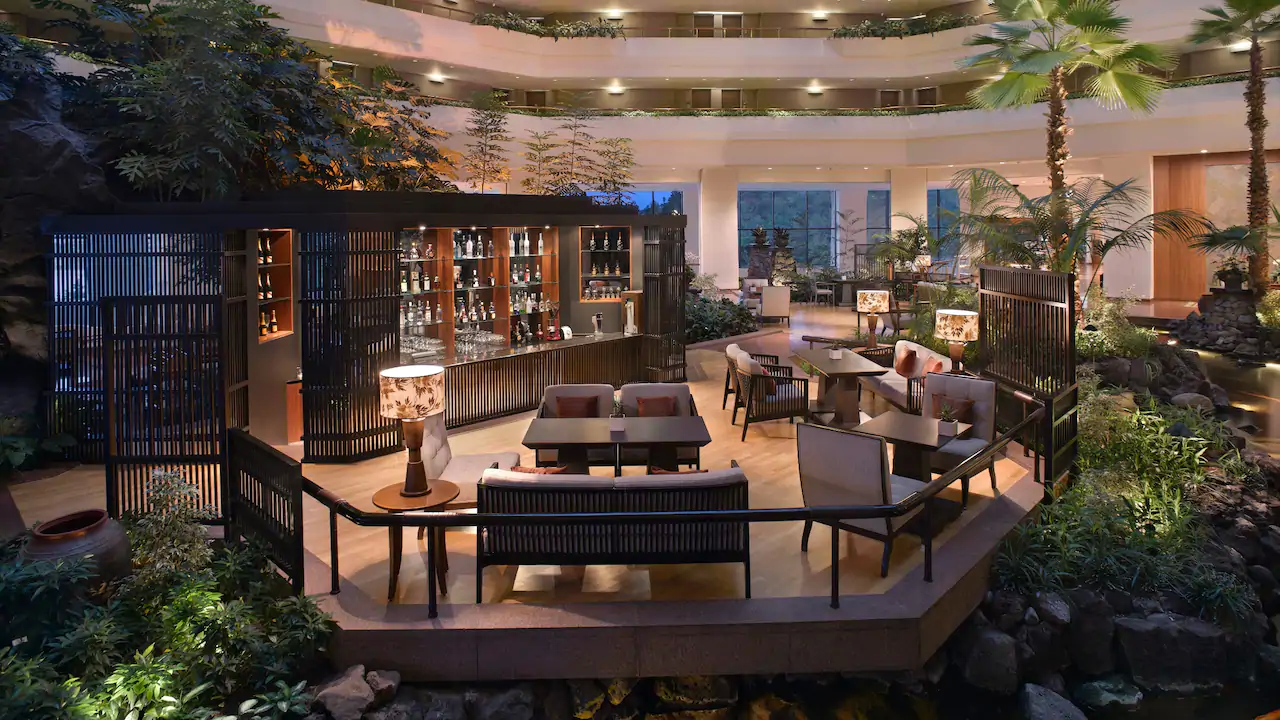 10. Jeju_Hyatt Regency_Island-Lounge.png