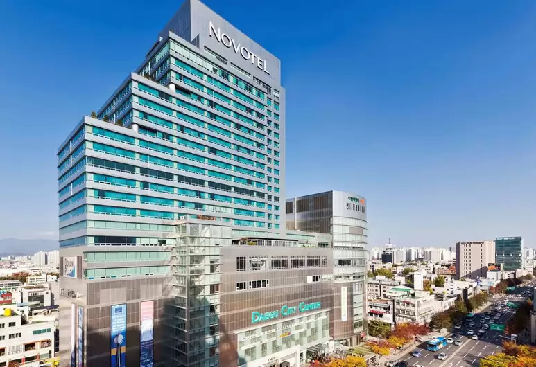 6. Korea_Daaegu_Novotel Ambassador Daegu_Exterior.png