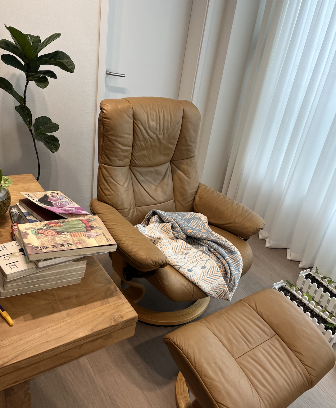 스크린샷 2025-05-26 오전 7.28.27.png