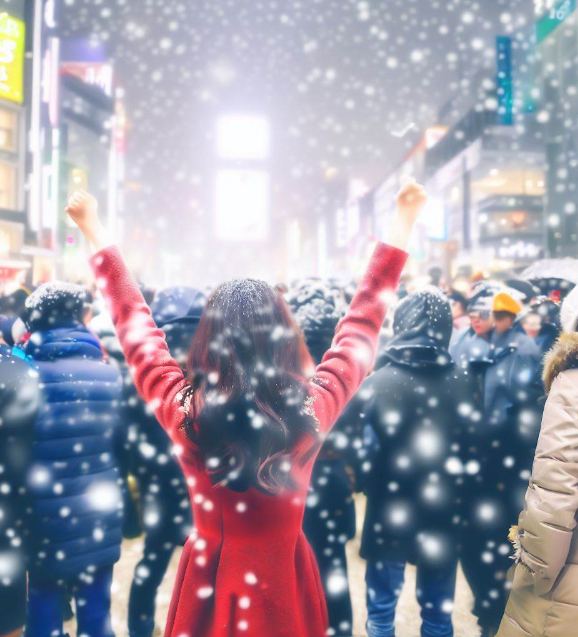 눈내리는 풍경여자.png