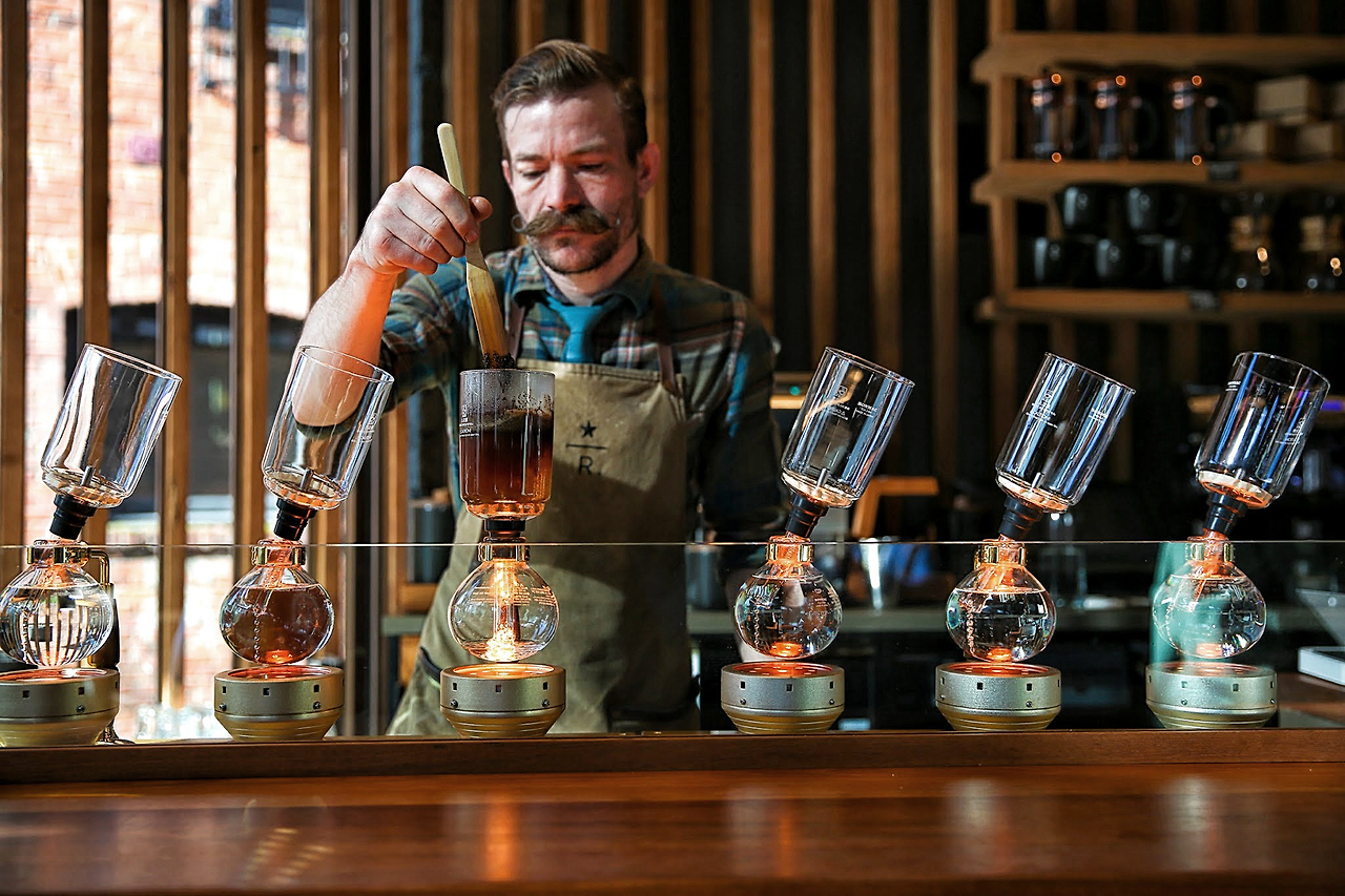 Starbucks-Reserve-Roastery-New-York-City-Meatpacking-district.png