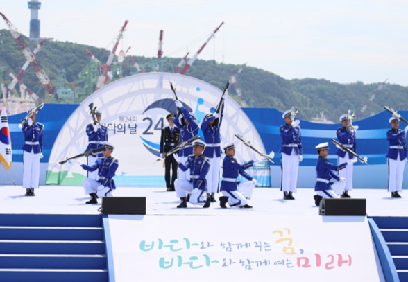 2014경희대학교평화콘서트1.png