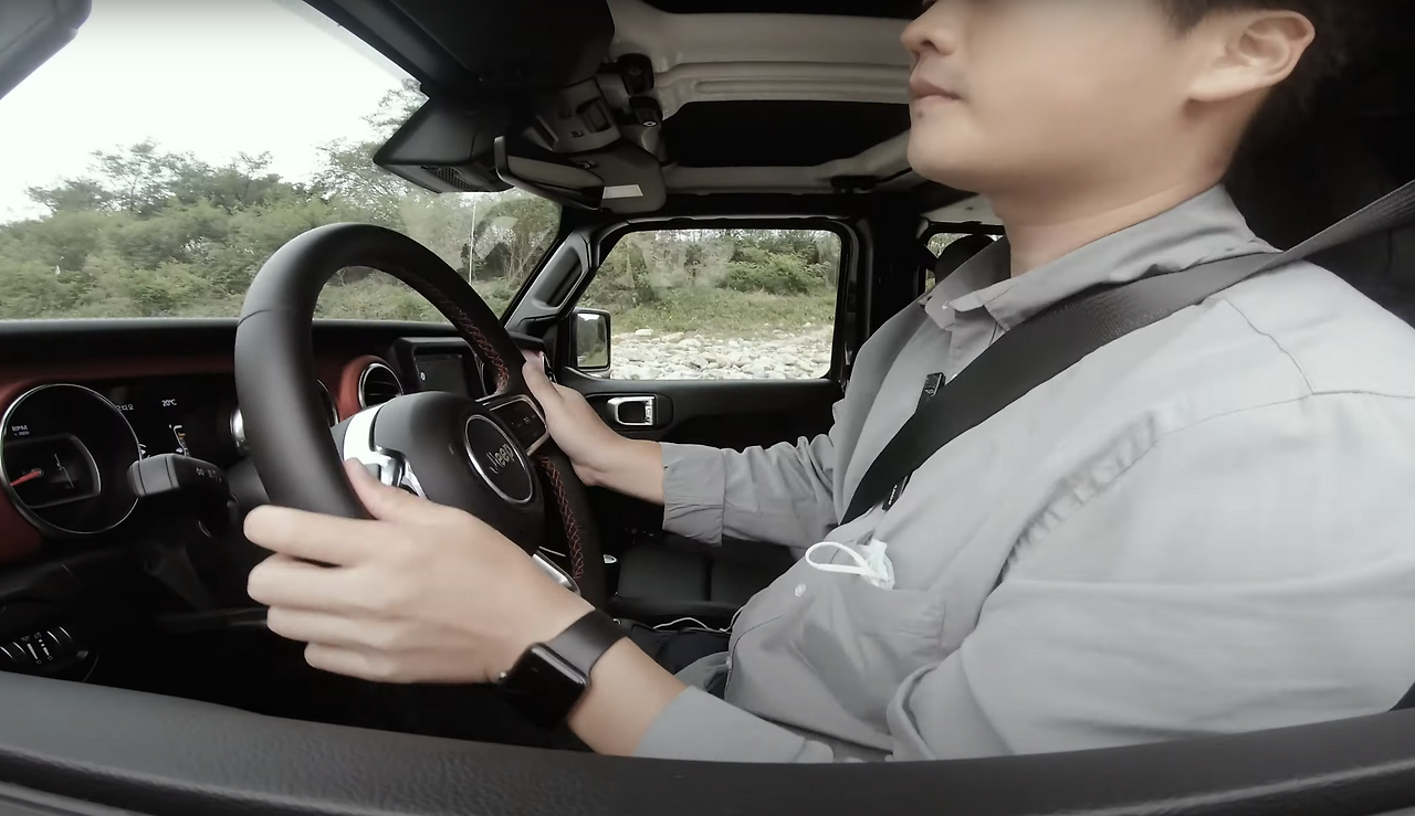 스크린샷 2020-12-05 오후 6.42.23.png