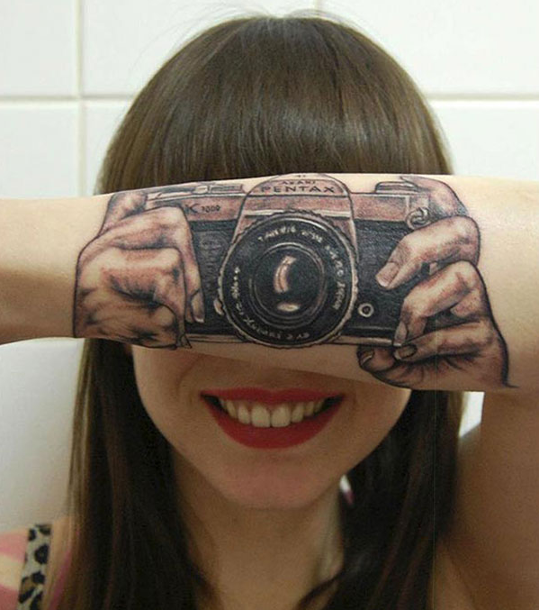 Good-idea-tattoos-in-hand-15.png